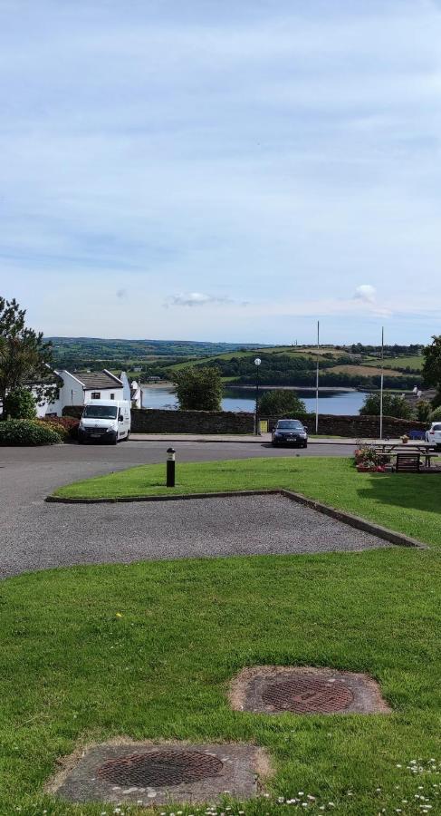 Joanna'S Studio , Key Locker By Whatsapp Own Entrance, Own Bathroom Youghal Exterior foto