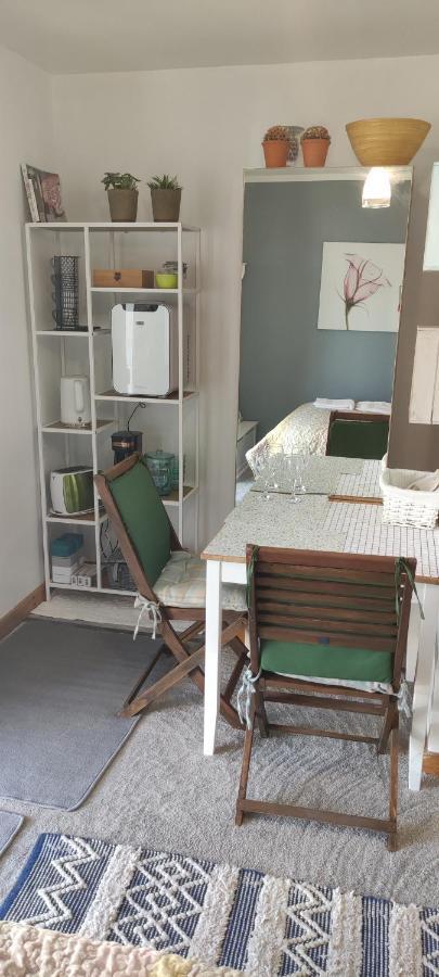 Joanna'S Studio , Key Locker By Whatsapp Own Entrance, Own Bathroom Youghal Exterior foto