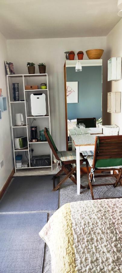 Joanna'S Studio , Key Locker By Whatsapp Own Entrance, Own Bathroom Youghal Exterior foto